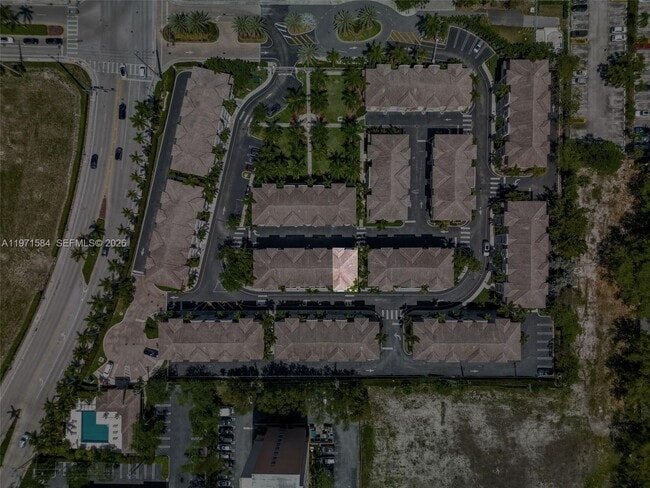 Building Photo - 18413 NE 27th Ct