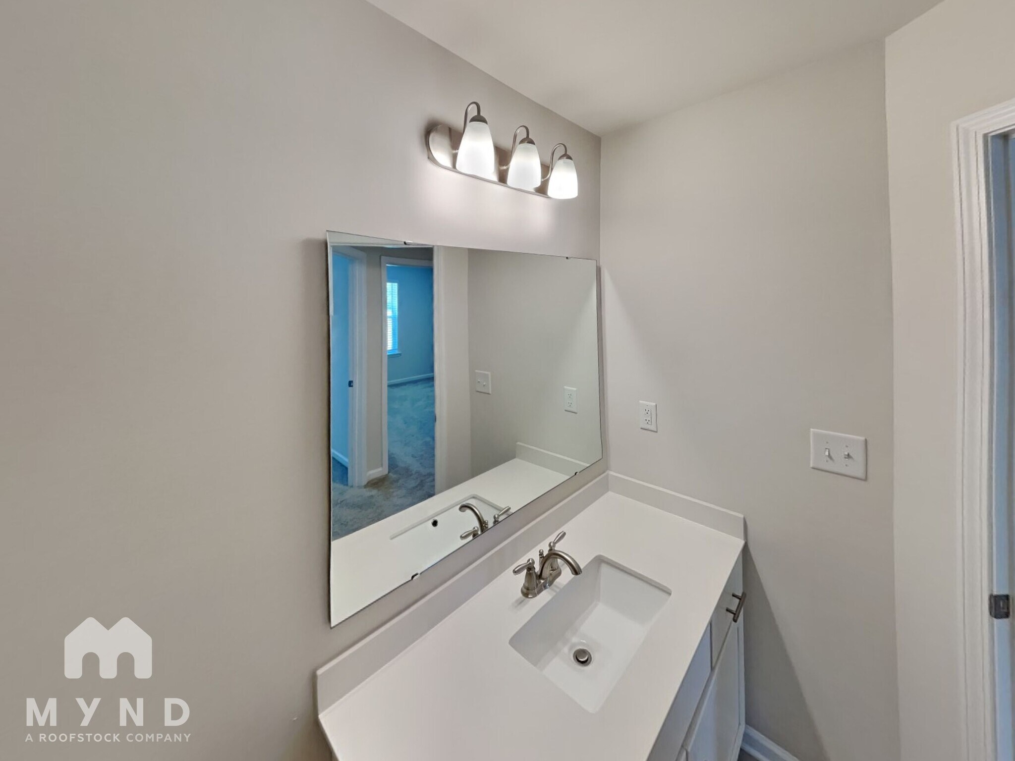 Building Photo - 430 Sagecroft Ln