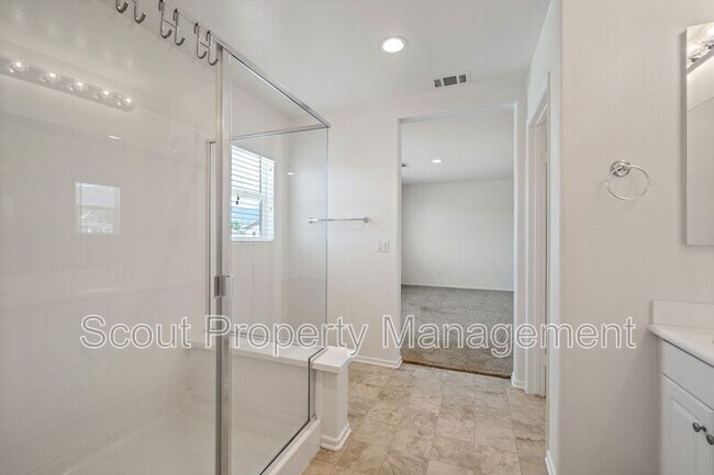 Building Photo - 29308 Abelia Ln