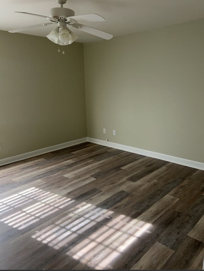 Building Photo - Cozy 3BR SFR • Full Kitchen Set • Patio in Durham