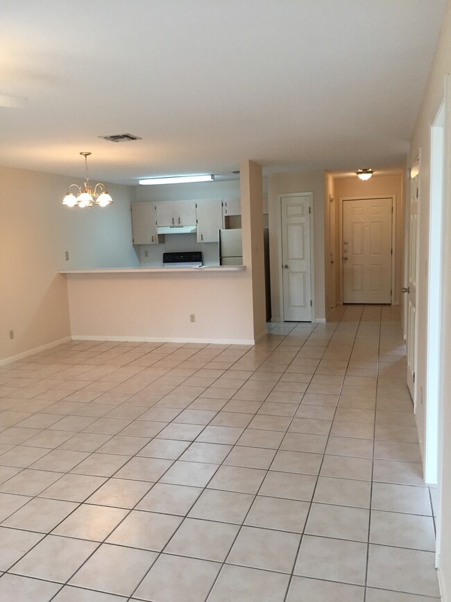 Building Photo - 1246 Squaw Valley Dr