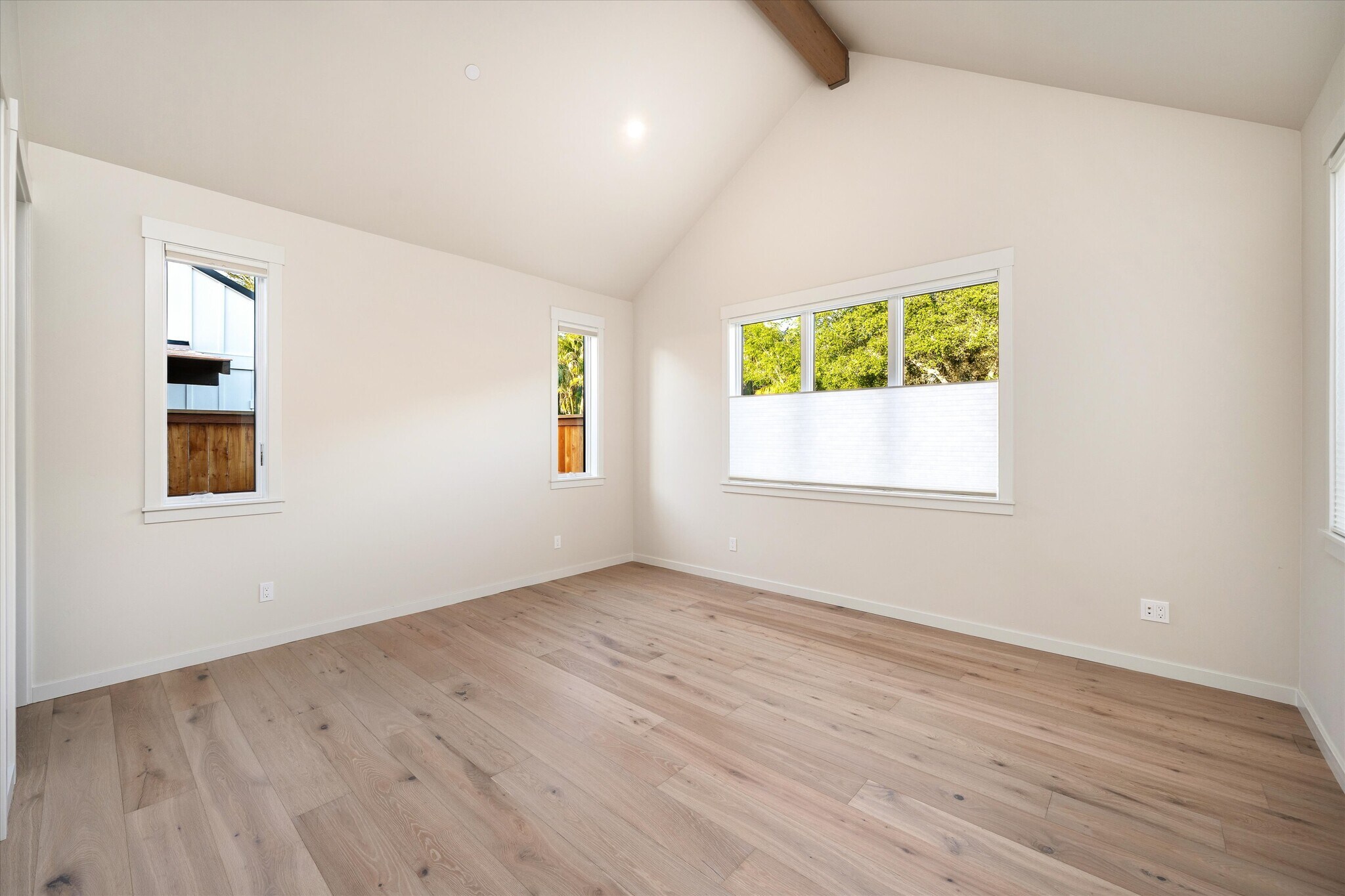 Building Photo - 1475 Anderson Ln
