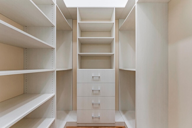 Building Photo - 14699 Black Bear Rd