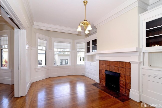 Building Photo - 17 Woodland Ave