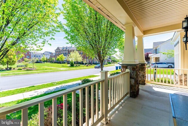 Building Photo - 22507 Bowens Wharf Pl