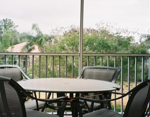 Building Photo - 4240 Central Sarasota Pky