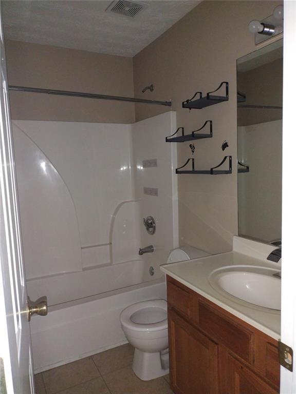 Building Photo - 2588 Rainmaker Dr