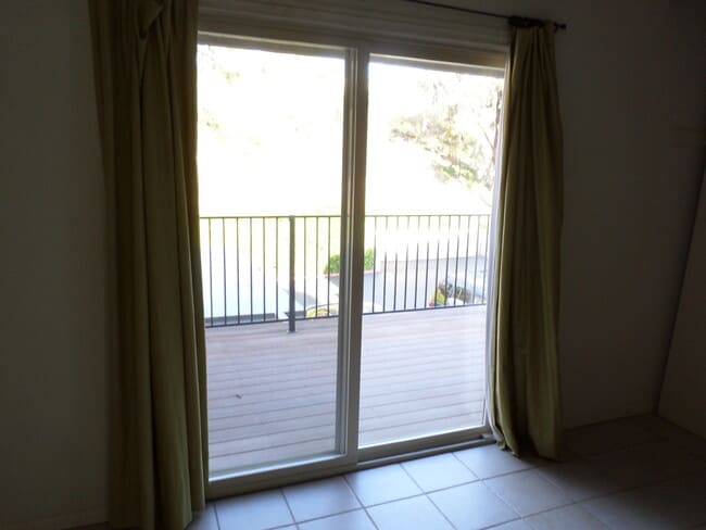 Building Photo - UTC 3 bedroom Townhome