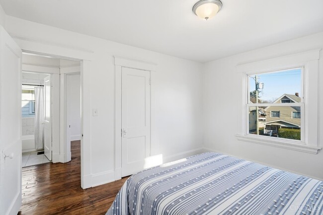 Building Photo - 3317 Bevis Ave