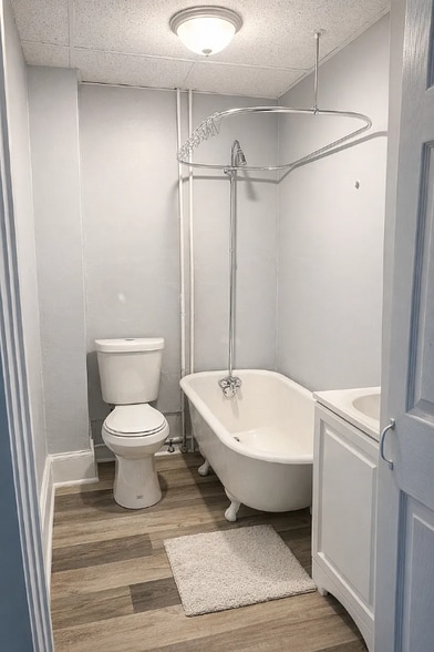 Building Photo - 242 E High St