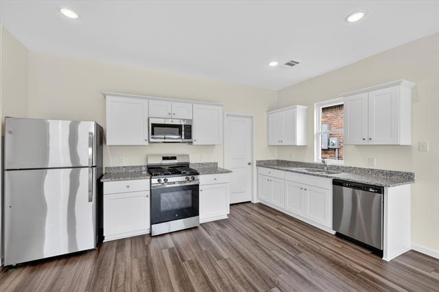 Building Photo - 1301 Elliott Rd