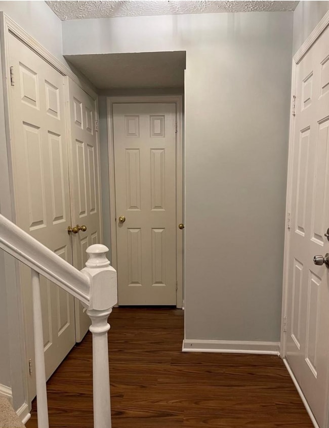 Building Photo - 8048 Hilliard Dr