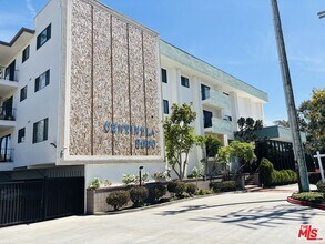 Building Photo - 5000 S Centinela Ave