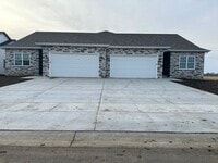 Building Photo - Castles Pines Duplex