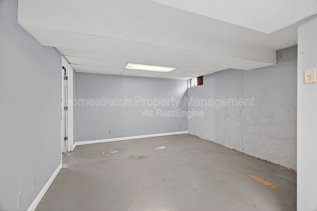 Building Photo - 12070 Garden Ln