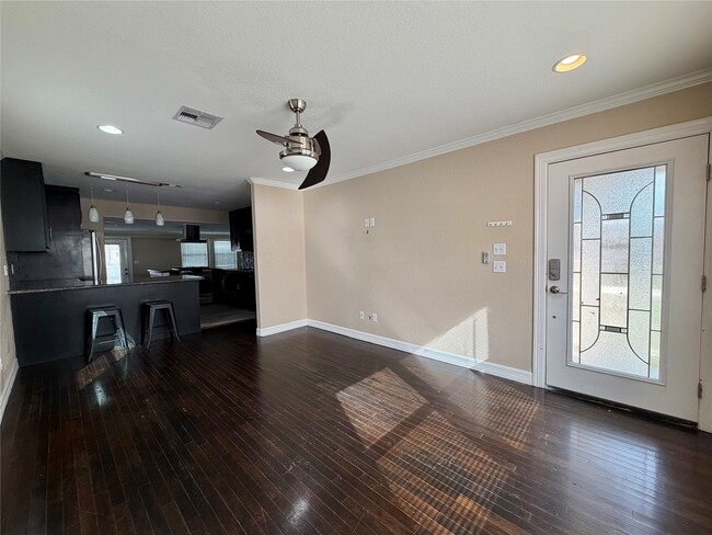 Building Photo - 1932 N Avenue H