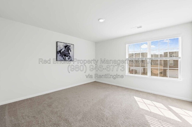Building Photo - 10820 Tuff Ln