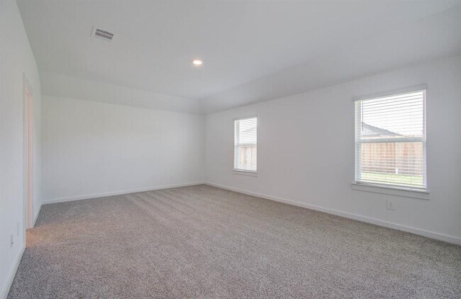 Building Photo - 1010 Desert Willow Dr