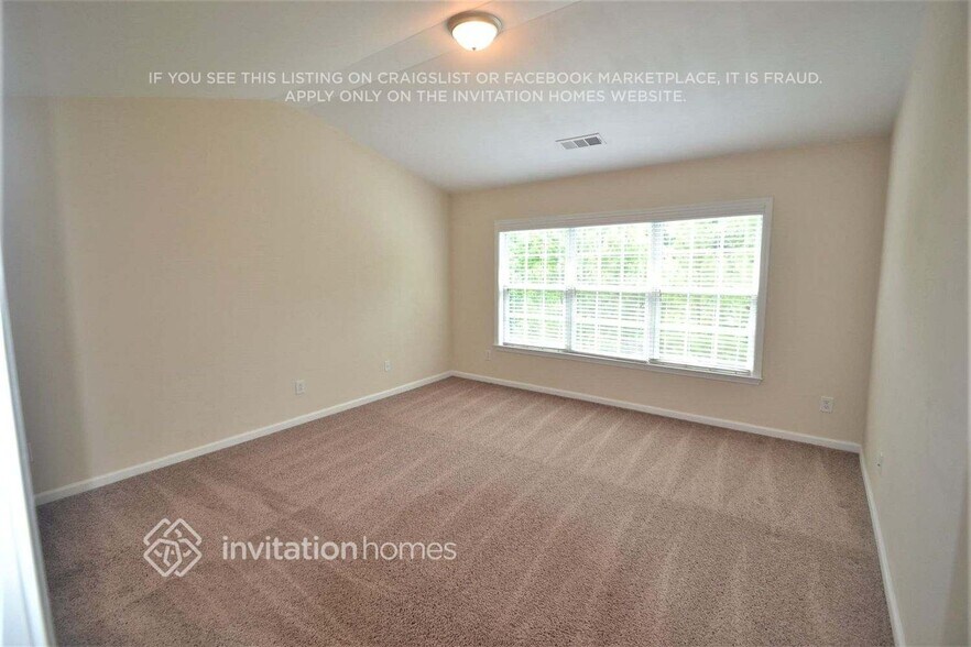 Building Photo - 544 Watercress Dr