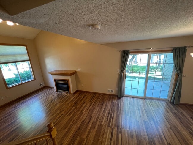 Building Photo - 6855 Woodland Ave