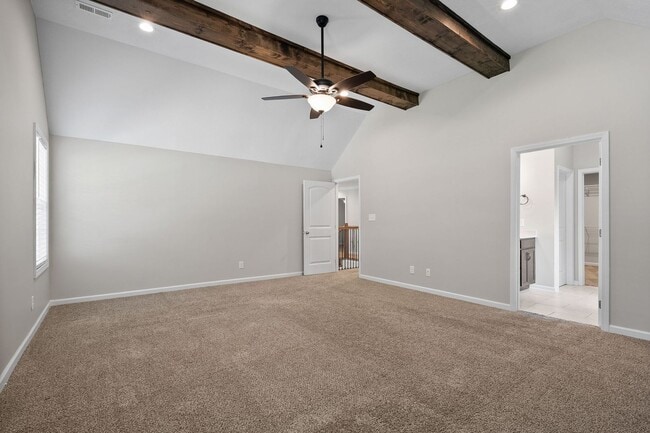 Building Photo - Pet Friendly Four Bedroom!