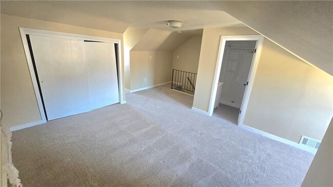 Building Photo - 4560 Friendship Ave