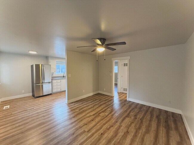 Building Photo - 1-Bedroom Condo in Salt Lake City – Available May 1st!