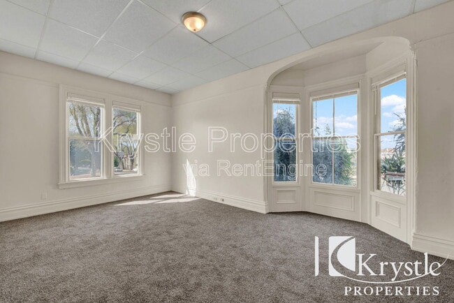 Building Photo - 1128 Marin St