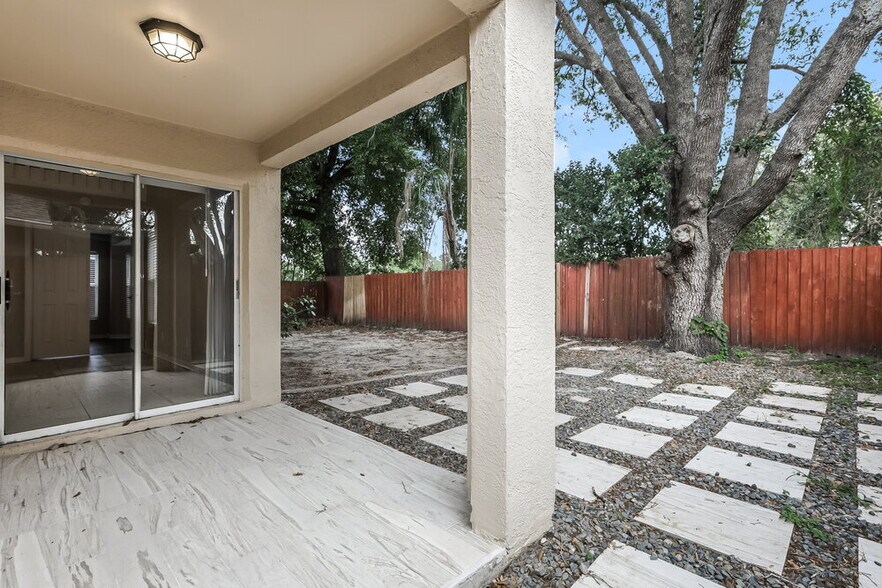 Building Photo - 1443 Scotch Pine Dr