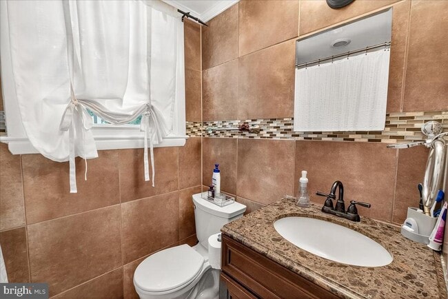 Building Photo - 4009 Simms Dr