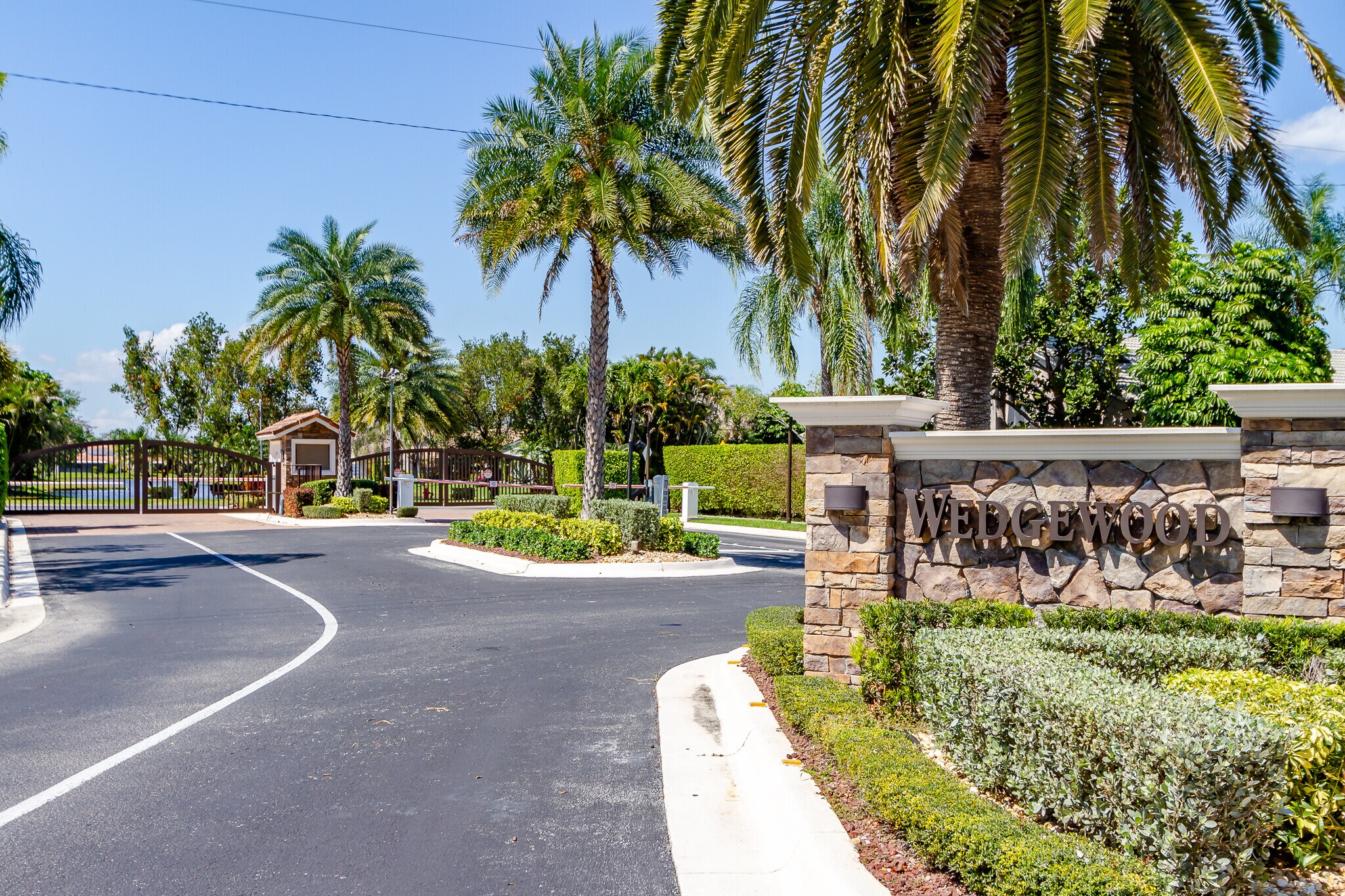 Gated entrance to community - 8555 Eagle Run Dr