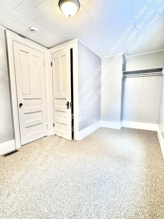 Building Photo - 111 Southside Pkwy