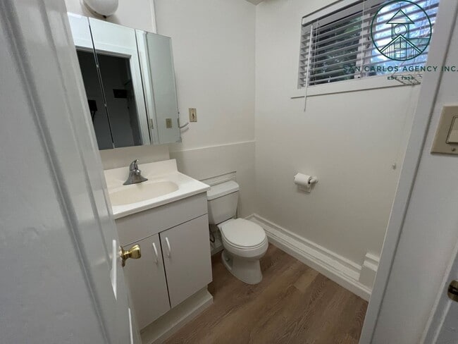 Building Photo - Updated & Spacious Four Bedroom Home in Peaceful Carmel Location