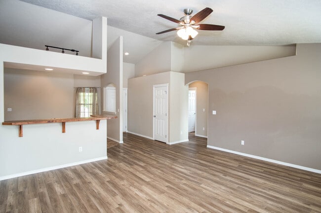 Building Photo - 3916 Kirby Cir