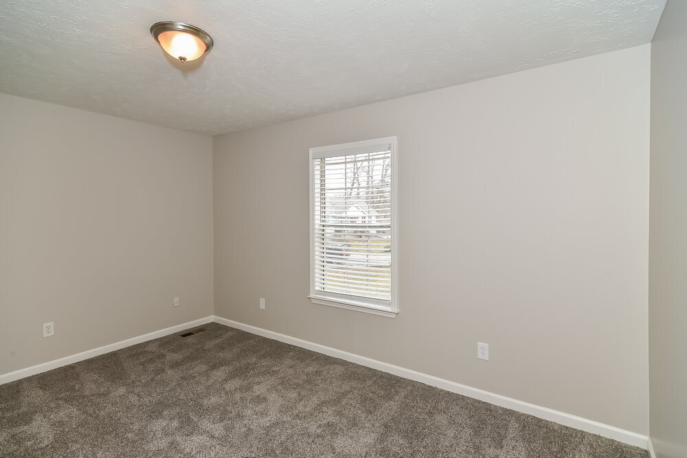 Building Photo - 425 Jonesboro Ct