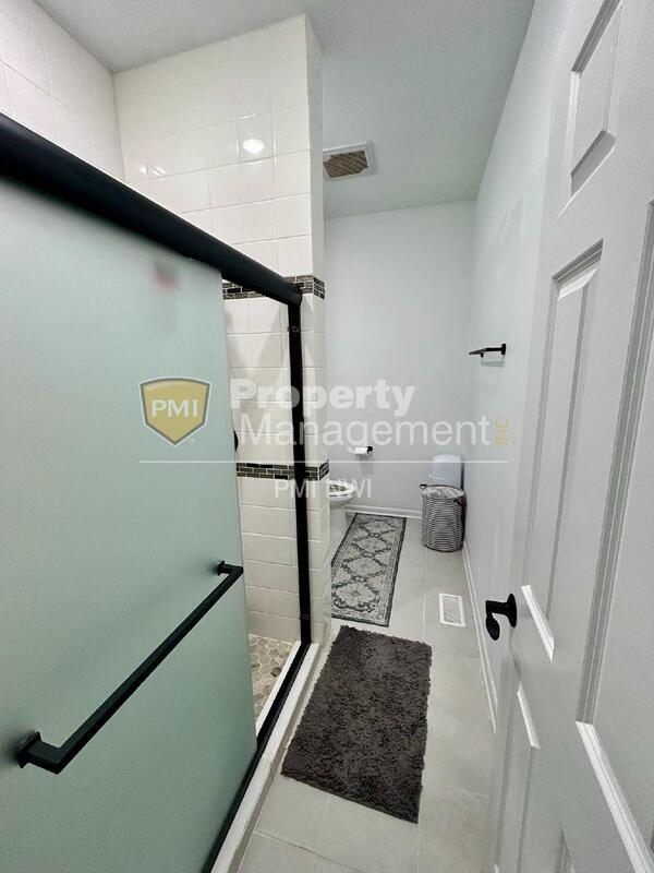 Building Photo - 5625 Burr Rdg Cir