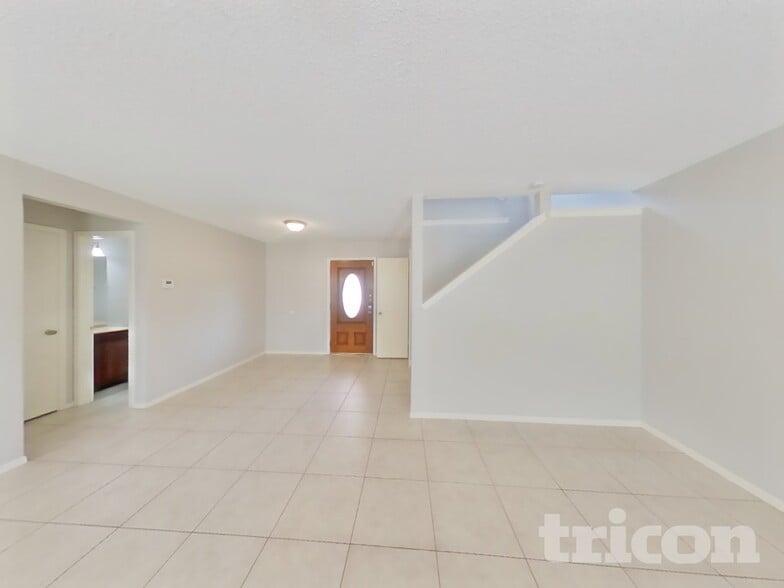 Building Photo - 4827 Fern Lake