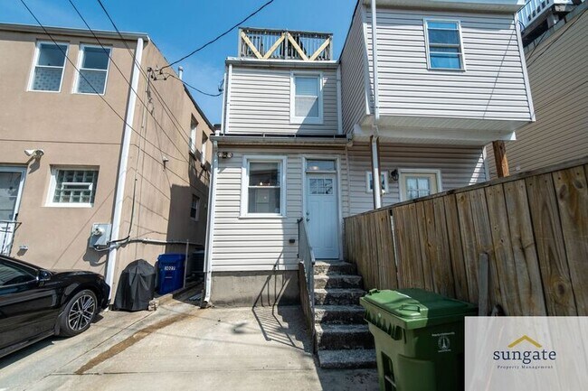 Building Photo - 3029 O'Donnell St