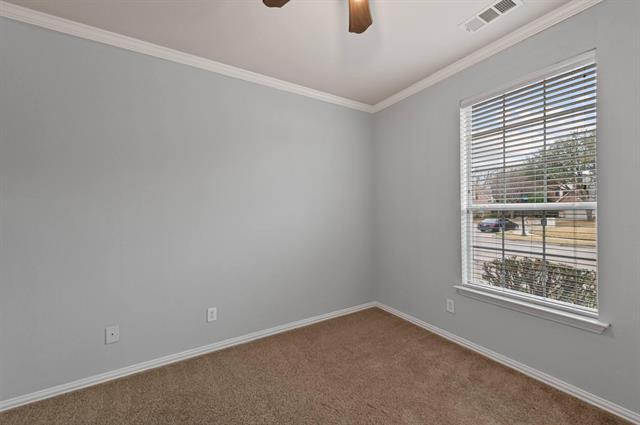 Building Photo - 2501 Lakewood Ct