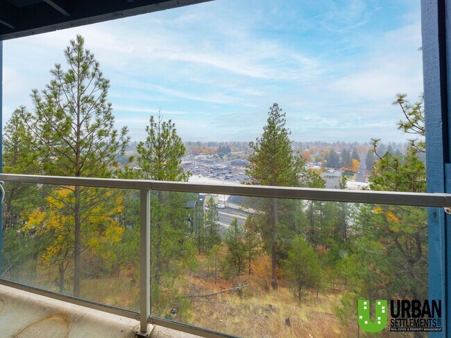 Building Photo - Modern North Spokane Condo with Beautiful ...