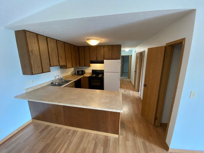 Kitchen / Dining - 2543 Neil Armstrong Dr