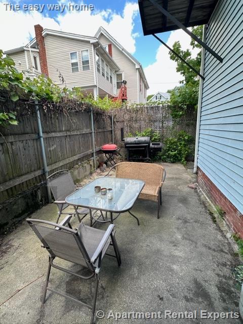 Building Photo - 87 Summer St