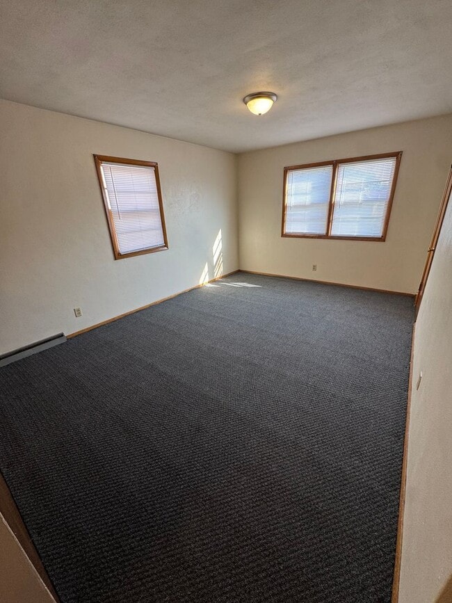Building Photo - 731 Ave C