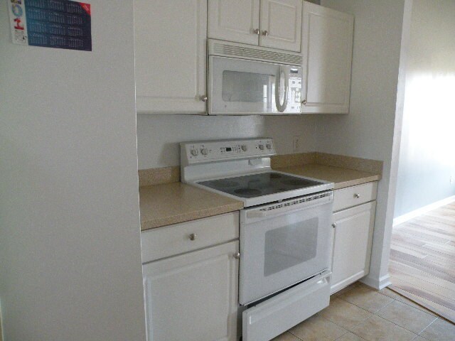 Building Photo - 403 Jacqueline Dr