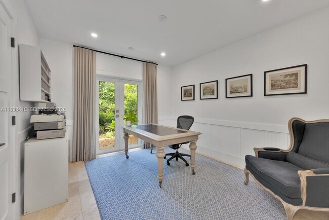 Building Photo - 6140 SW 90th St