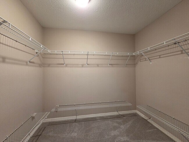 Building Photo - Four Bedroom Home at Waterford Trails in Orlando