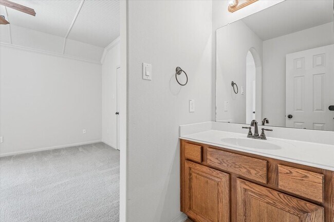 Building Photo - 7 Canyon Wren Dr