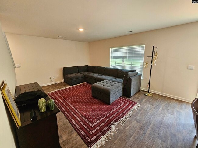 Building Photo - 152 Woodmere Dr