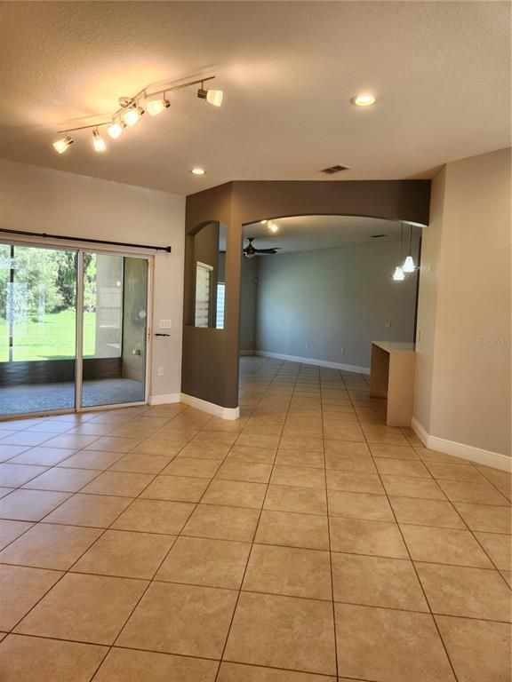 Building Photo - 3507 Sunset Isles Blvd