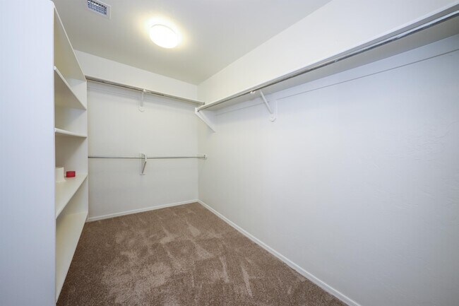 Building Photo - 12665 E Nona Ln